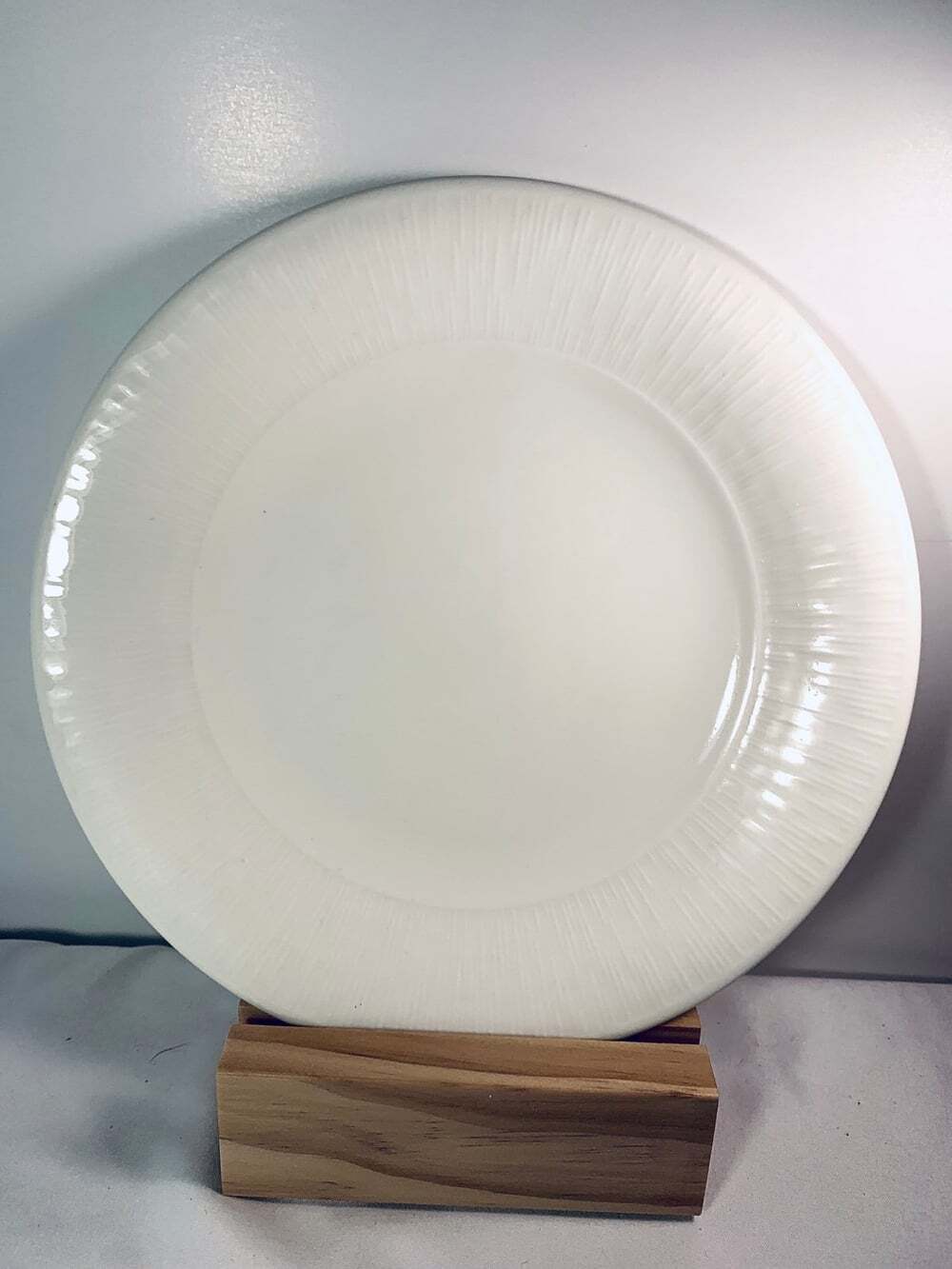 Syracuse China Dinner plate